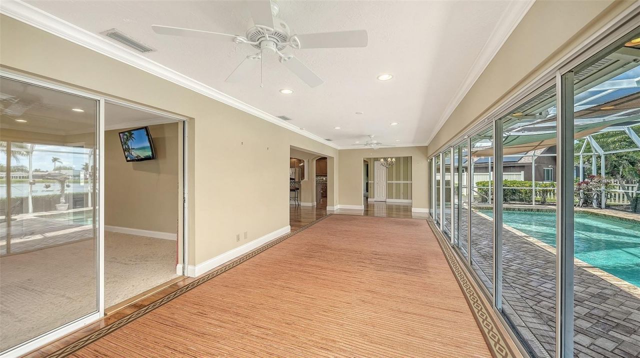 6921 Country Lakes Circle, Sarasota, FL 34243 Photo