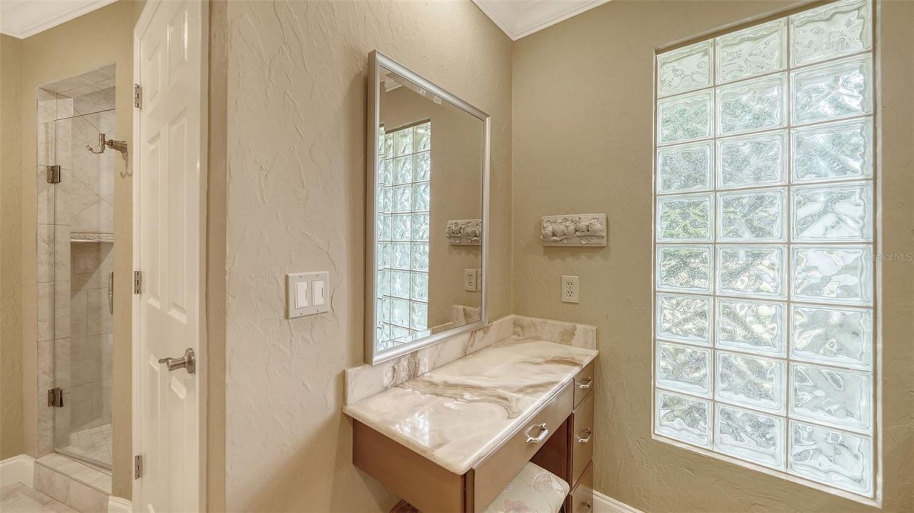 6921 Country Lakes Circle, Sarasota, FL 34243 Photo