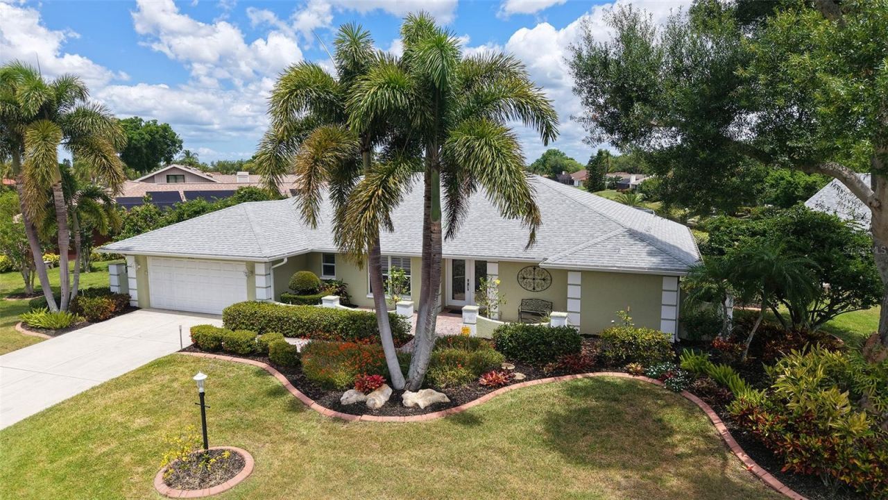 6921 Country Lakes Circle, Sarasota, FL 34243 Photo