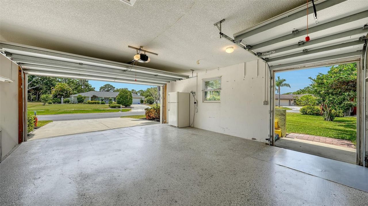 6921 Country Lakes Circle, Sarasota, FL 34243 Photo