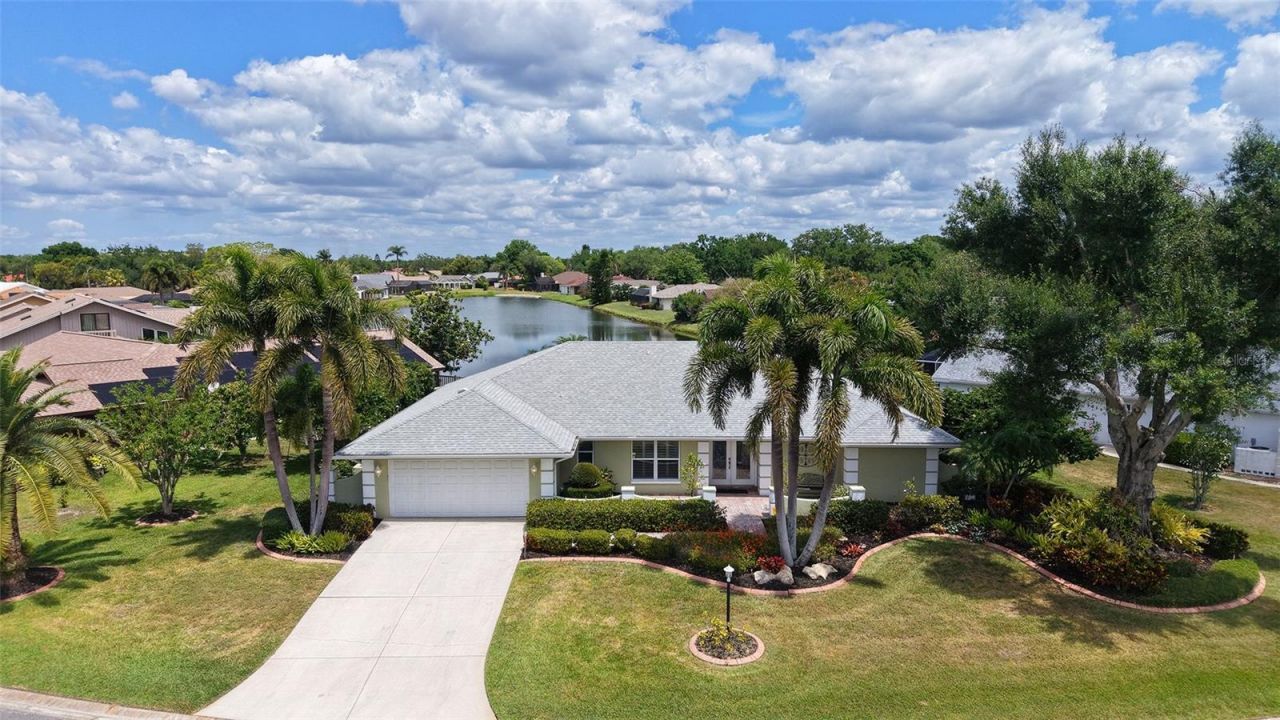6921 Country Lakes Circle, Sarasota, FL 34243 Photo