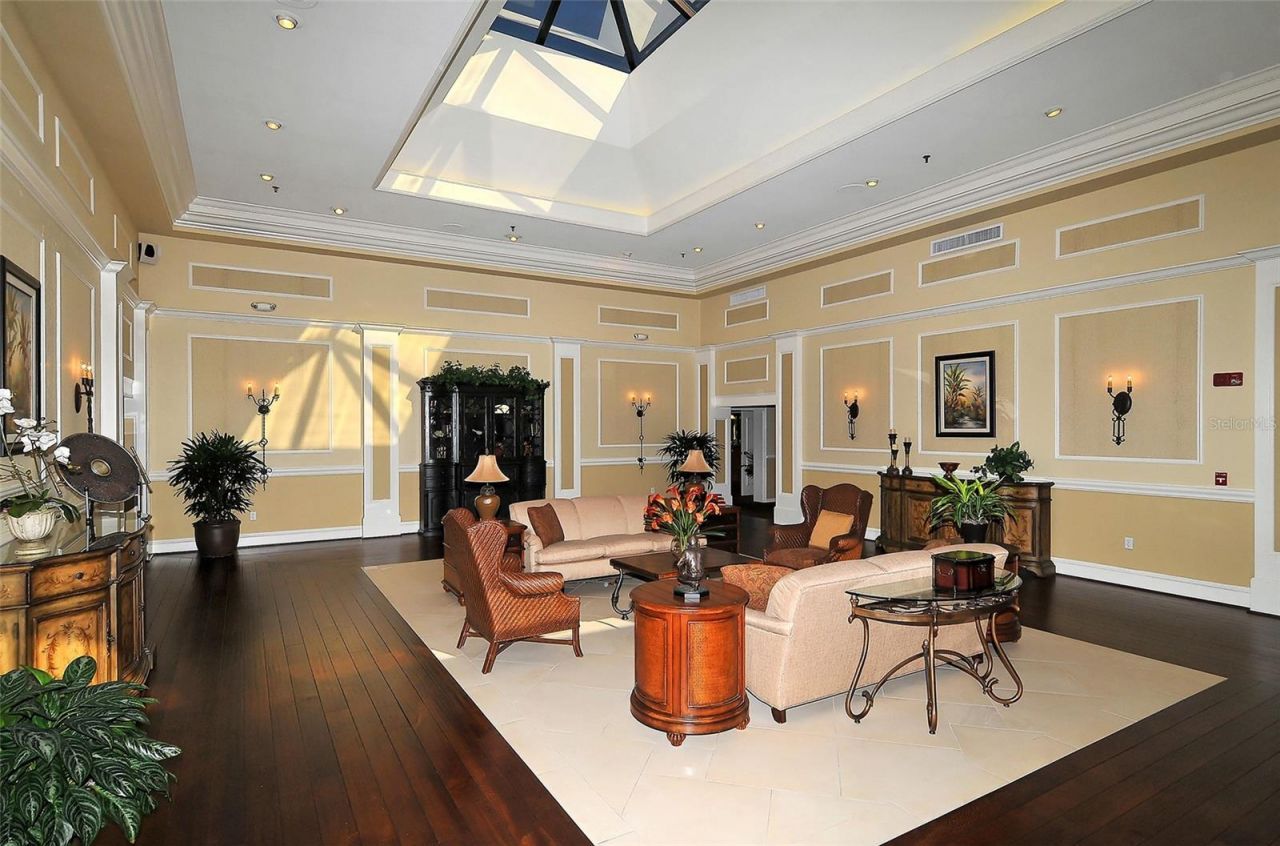 6921 Country Lakes Circle, Sarasota, FL 34243 Photo