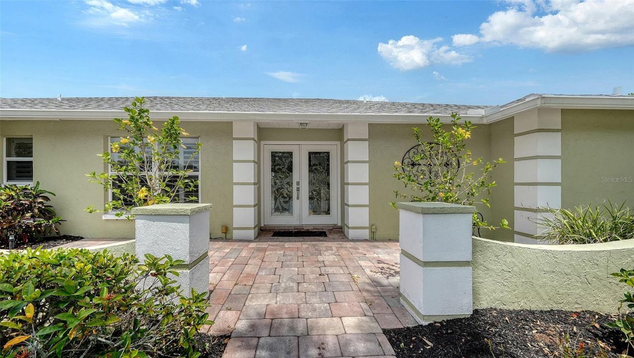 6921 Country Lakes Circle, Sarasota, FL 34243 Photo