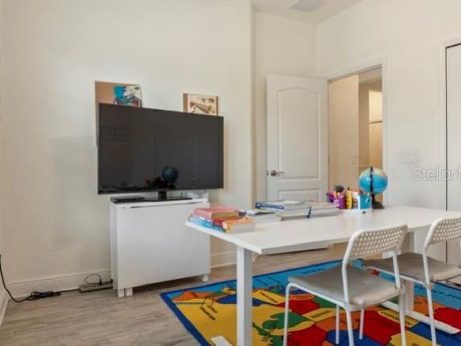 Property Image 37
