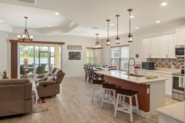 7657 Ridgelake Circle, Bradenton, FL 34203 Photo