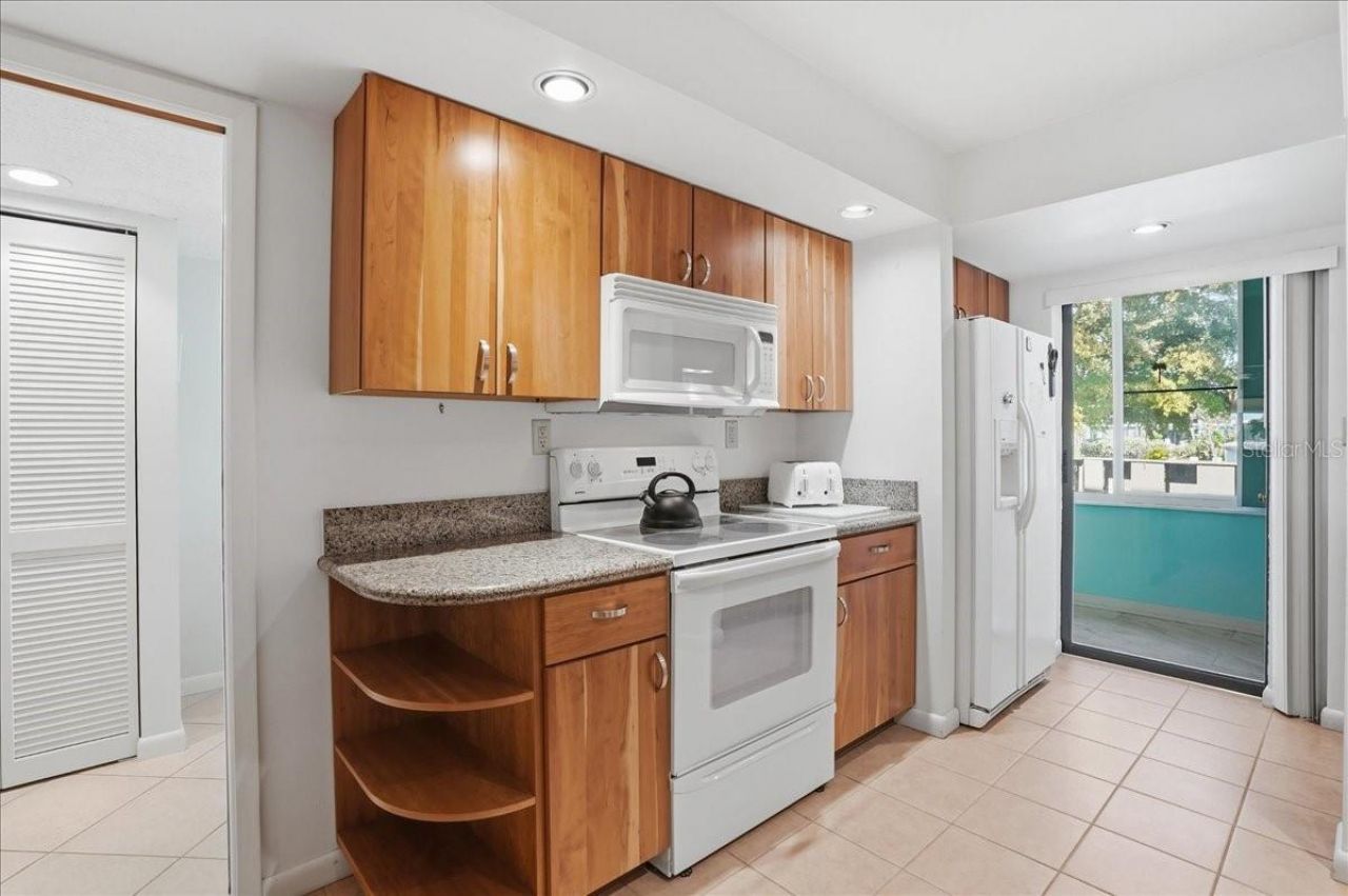 6500 Flotilla Drive, Unit 212, Holmes Beach, FL 34217 Photo