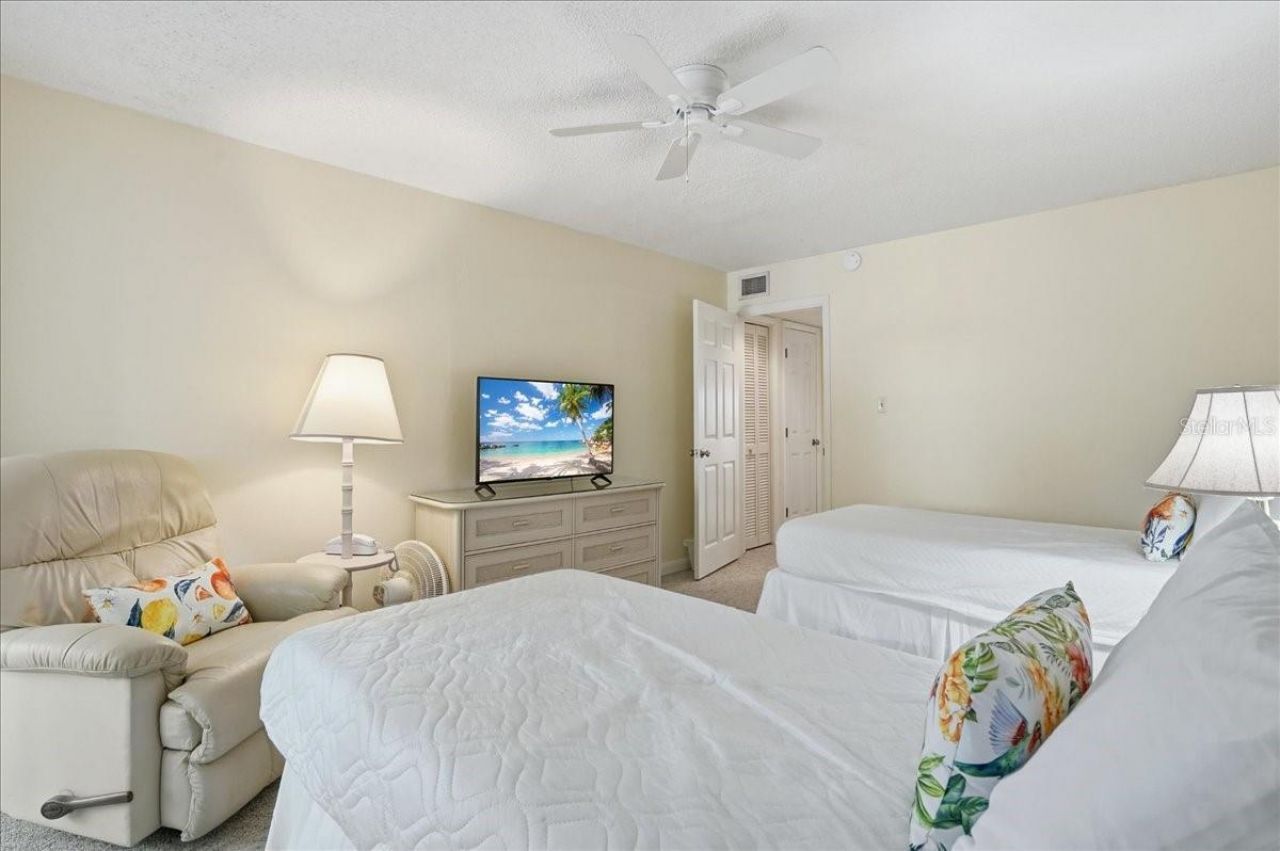 6500 Flotilla Drive, Unit 212, Holmes Beach, FL 34217 Photo