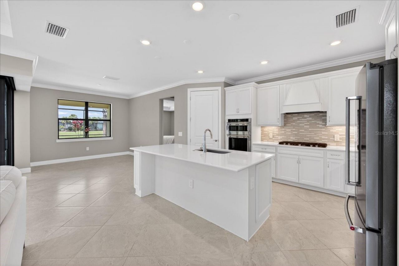 18025 Harwich Place, Bradenton, FL 34202 Photo