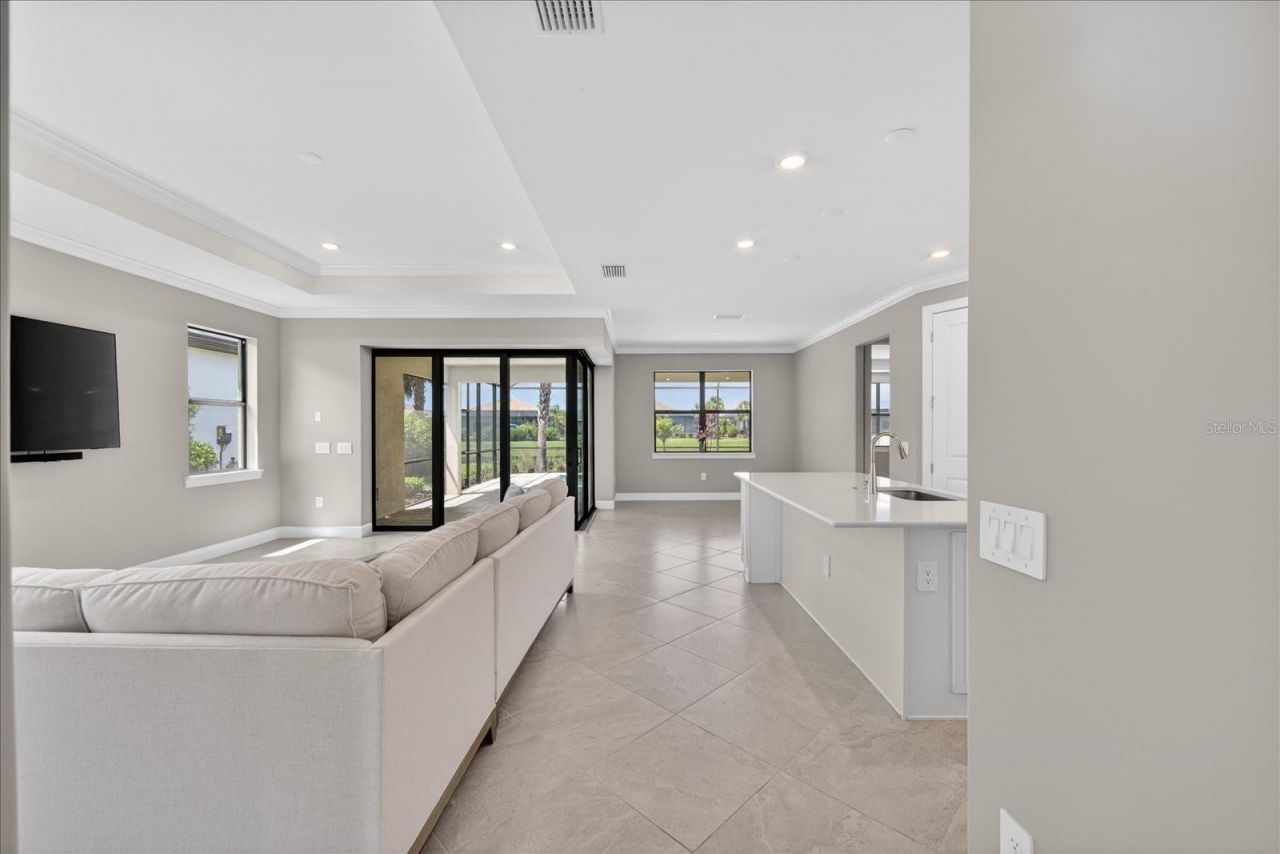 18025 Harwich Place, Bradenton, FL 34202 Photo