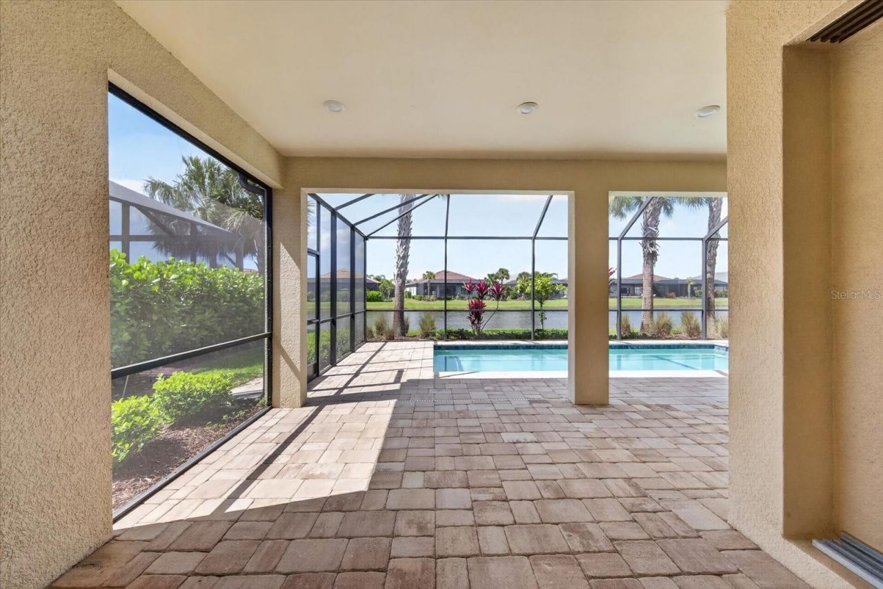 18025 Harwich Place, Bradenton, FL 34202 Photo