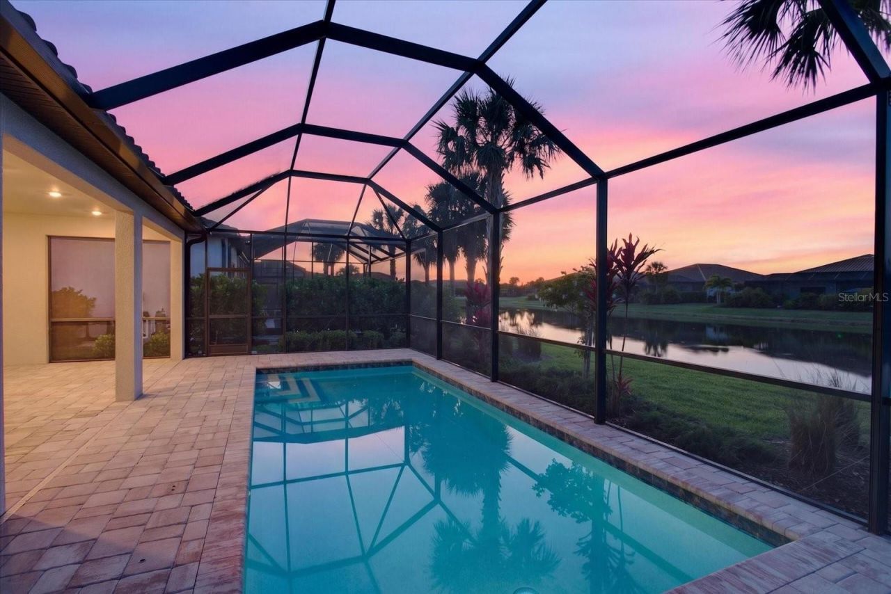 18025 Harwich Place, Bradenton, FL 34202 Photo