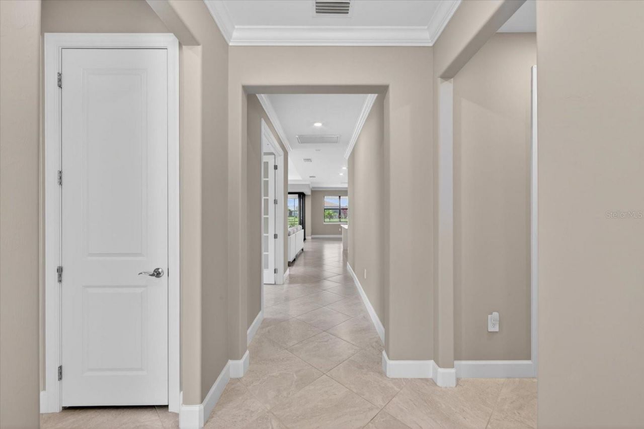 18025 Harwich Place, Bradenton, FL 34202 Photo