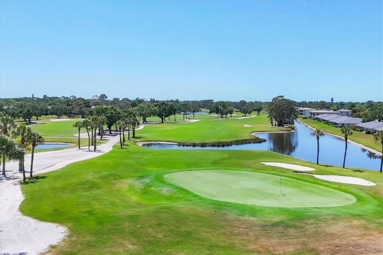 7271 W Country Club Drive N, Unit 122, Sarasota, FL 34243 Photo