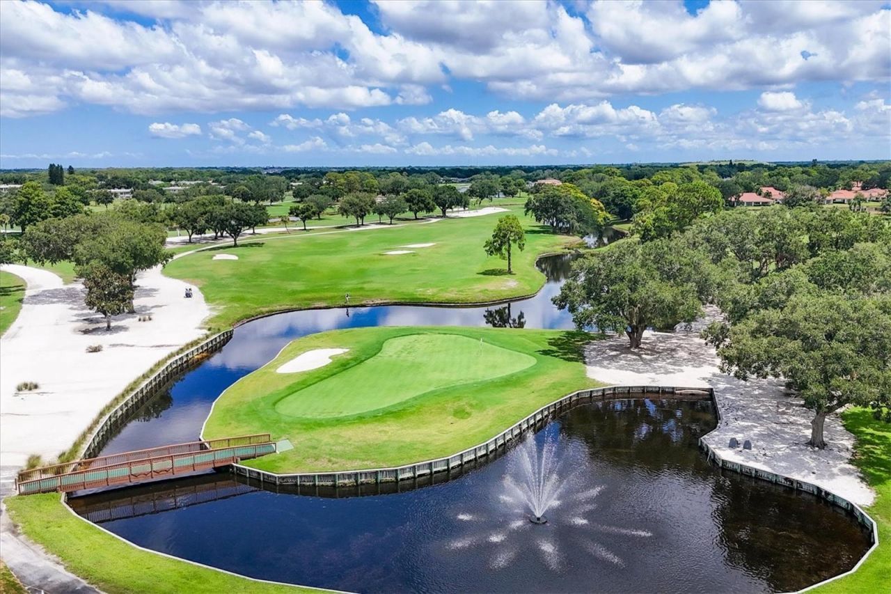7271 W Country Club Drive N, Unit 122, Sarasota, FL 34243 Photo