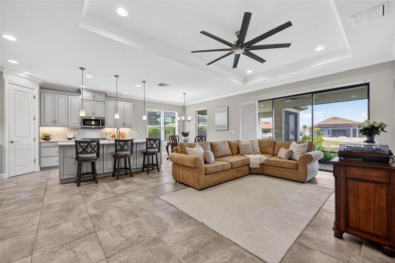 5238 Morey Farms Loop, Palmetto, FL 34221 Photo