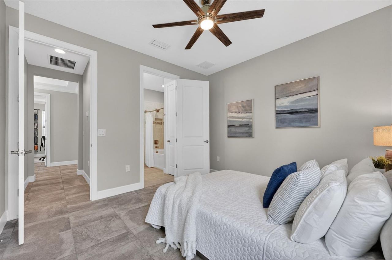 5238 Morey Farms Loop, Palmetto, FL 34221 Photo