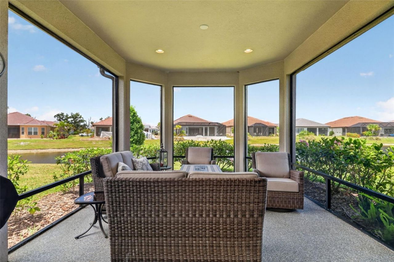 5238 Morey Farms Loop, Palmetto, FL 34221 Photo