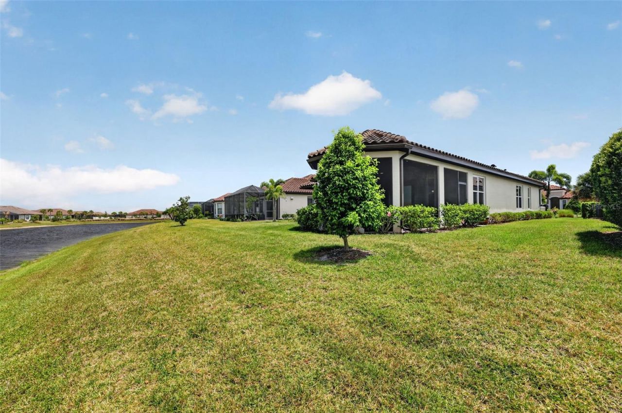 5238 Morey Farms Loop, Palmetto, FL 34221 Photo