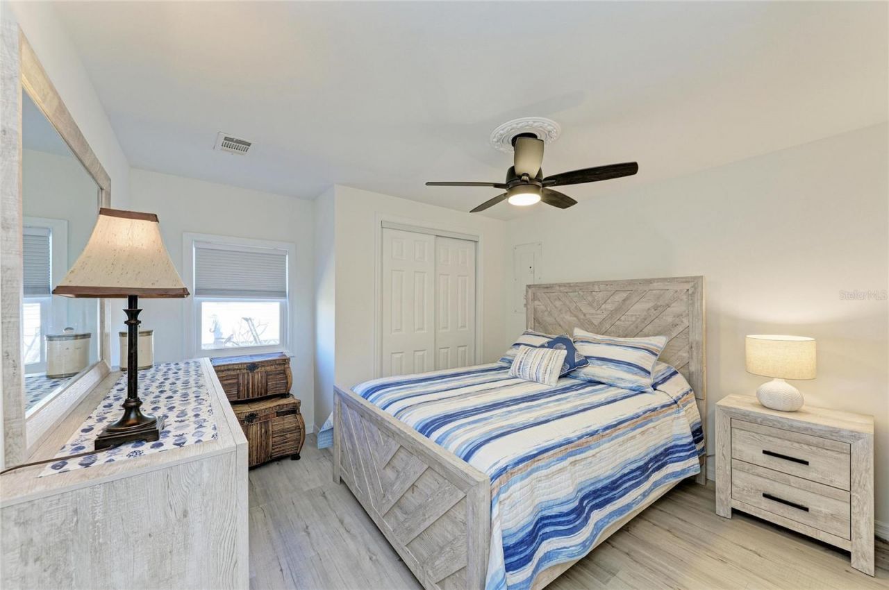 8 S Buena Vista Avenue, Englewood, FL 34223 Photo