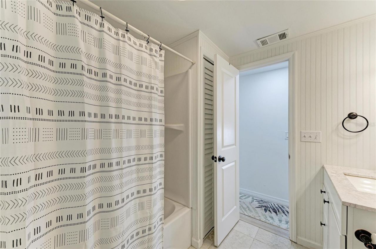 8 S Buena Vista Avenue, Englewood, FL 34223 Photo