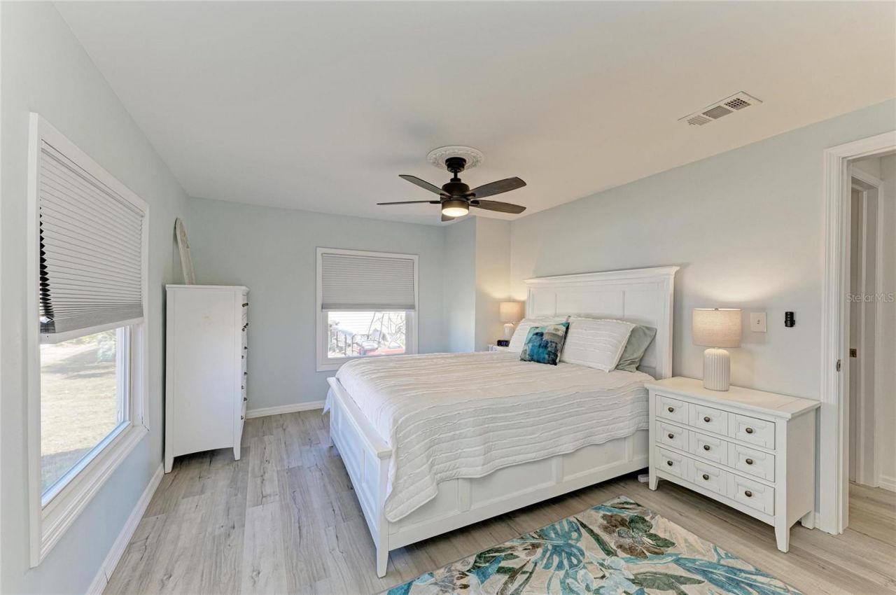 8 S Buena Vista Avenue, Englewood, FL 34223 Photo