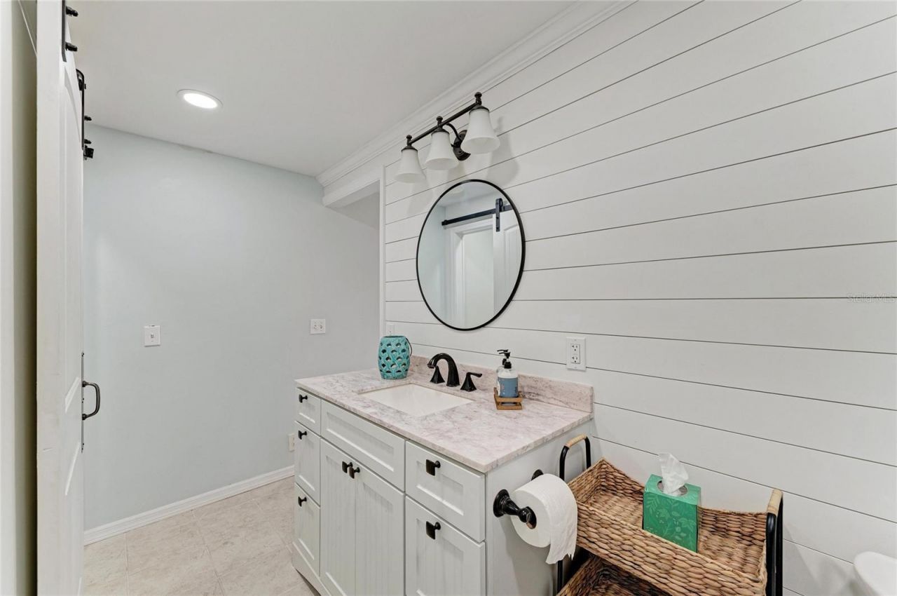 8 S Buena Vista Avenue, Englewood, FL 34223 Photo