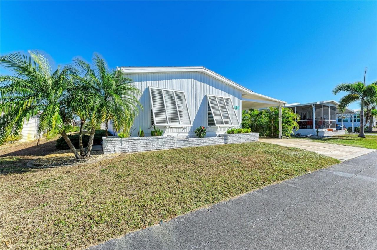 8 S Buena Vista Avenue, Englewood, FL 34223 Photo