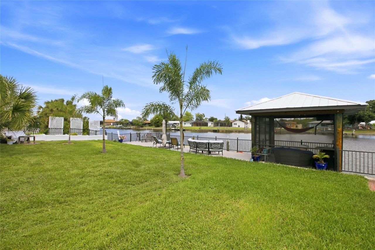 165 W Tarpon Boulevard Nw, Port Charlotte, FL 33952 Photo