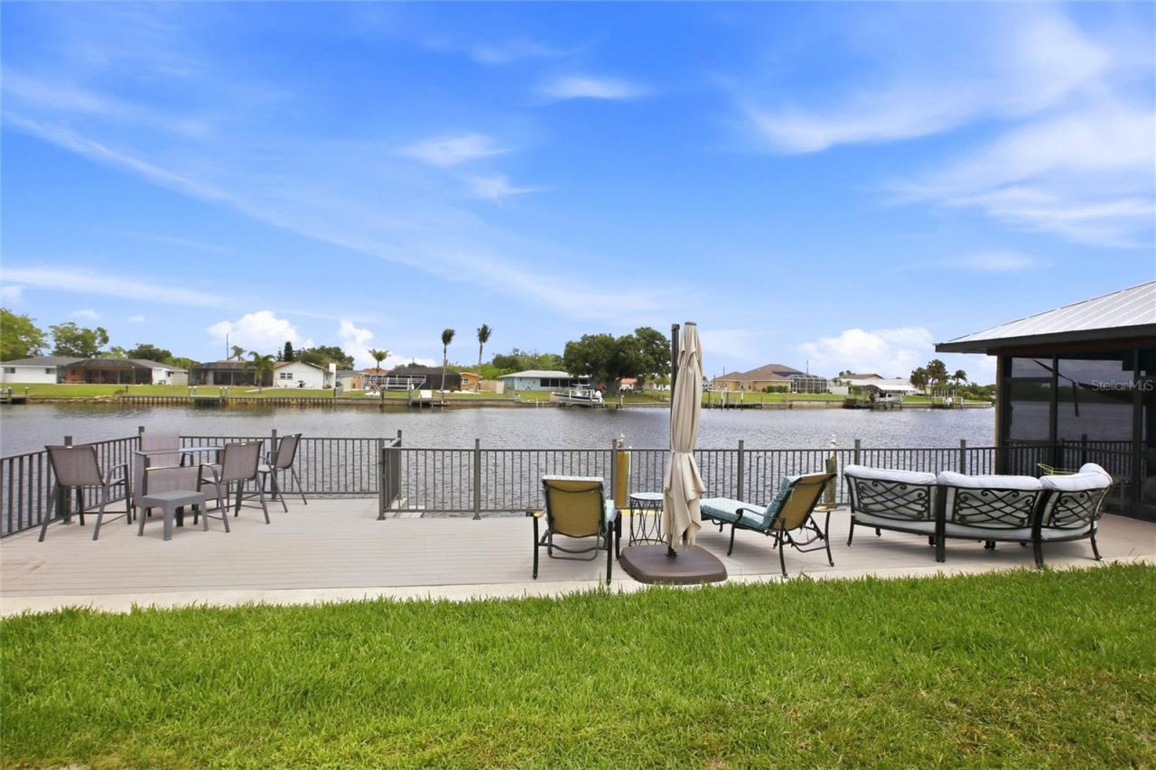 165 W Tarpon Boulevard Nw, Port Charlotte, FL 33952 Photo