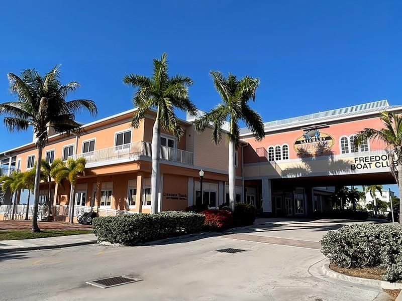 165 W Tarpon Boulevard Nw, Port Charlotte, FL 33952 Photo