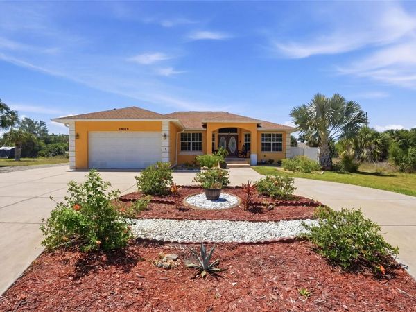 18319 ARAPAHOE CIRCLE , PORT CHARLOTTE, FL 33948