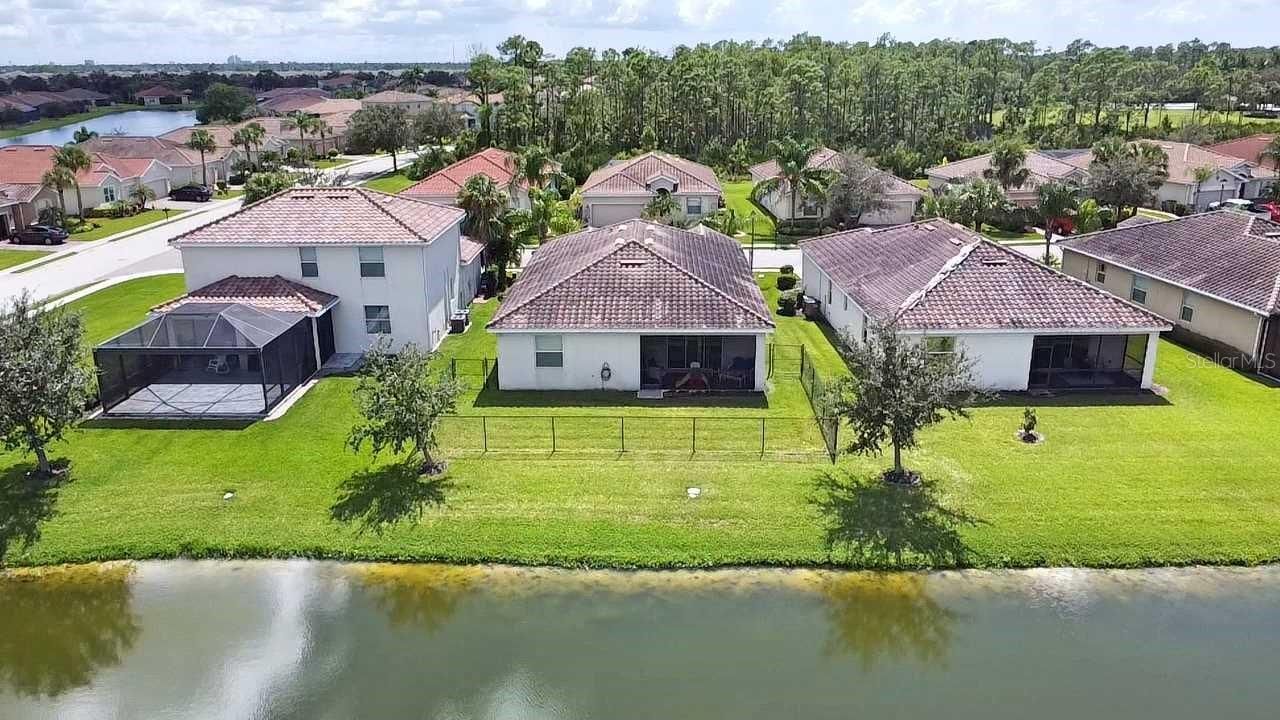 2571 Laurentina Lane, Cape Coral, FL 33909 Photo