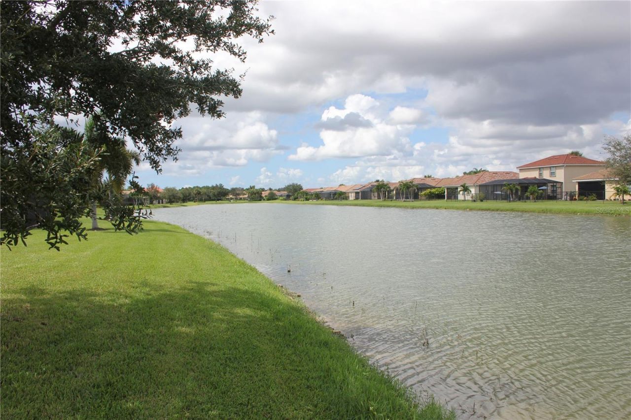 2571 Laurentina Lane, Cape Coral, FL 33909 Photo