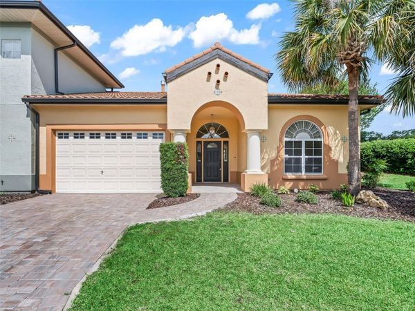 1256 AVENIDA DE LAS CASAS, Unit 1256, THE VILLAGES, FL 32159