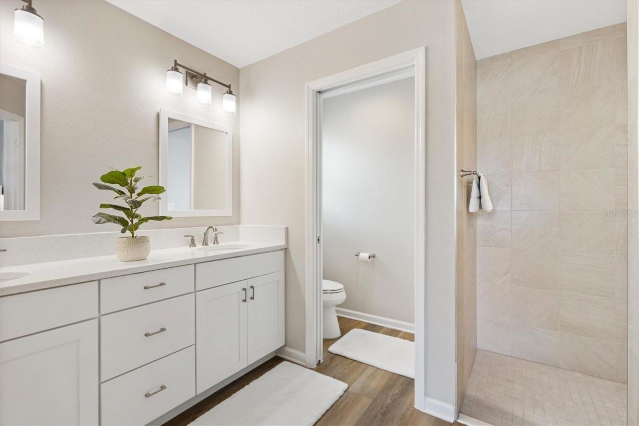 1054 Joette Place , The Villages, FL 34762 Photo