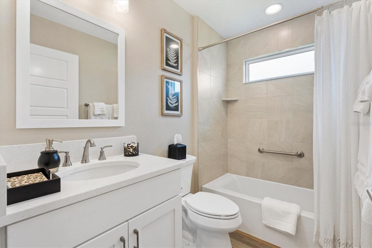 1054 Joette Place , The Villages, FL 34762 Photo