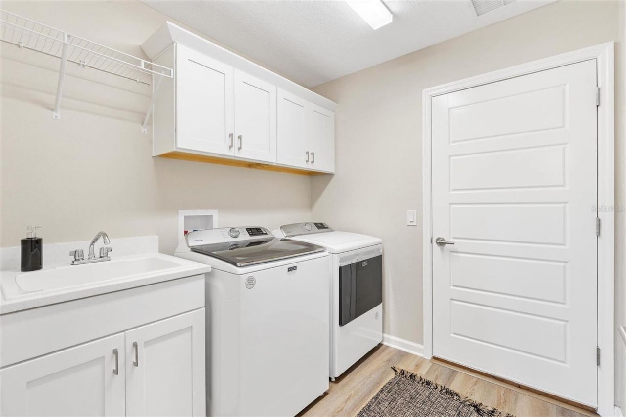 1054 Joette Place , The Villages, FL 34762 Photo
