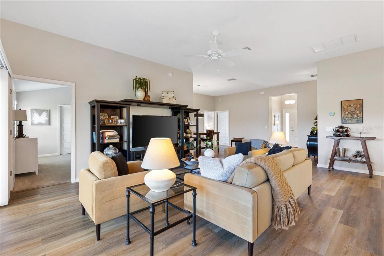 1054 Joette Place , The Villages, FL 34762 Photo