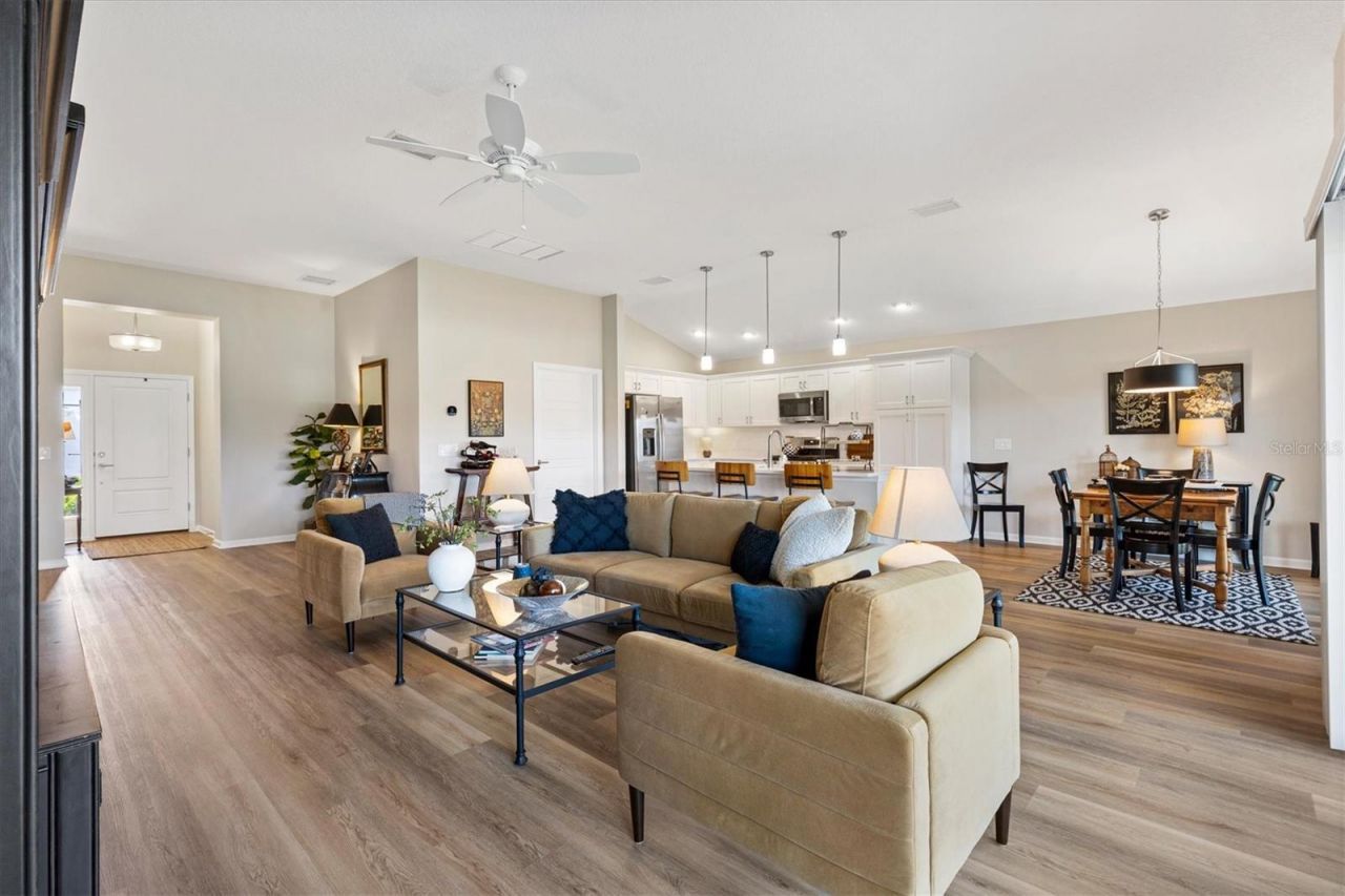 1054 Joette Place , The Villages, FL 34762 Photo