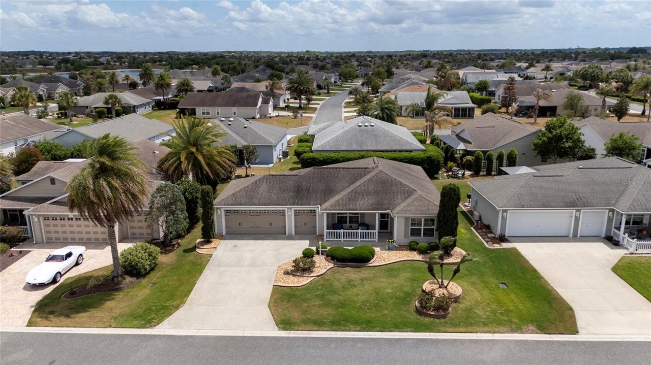 854 Fenwick Loop, The Villages, FL 32163 Photo