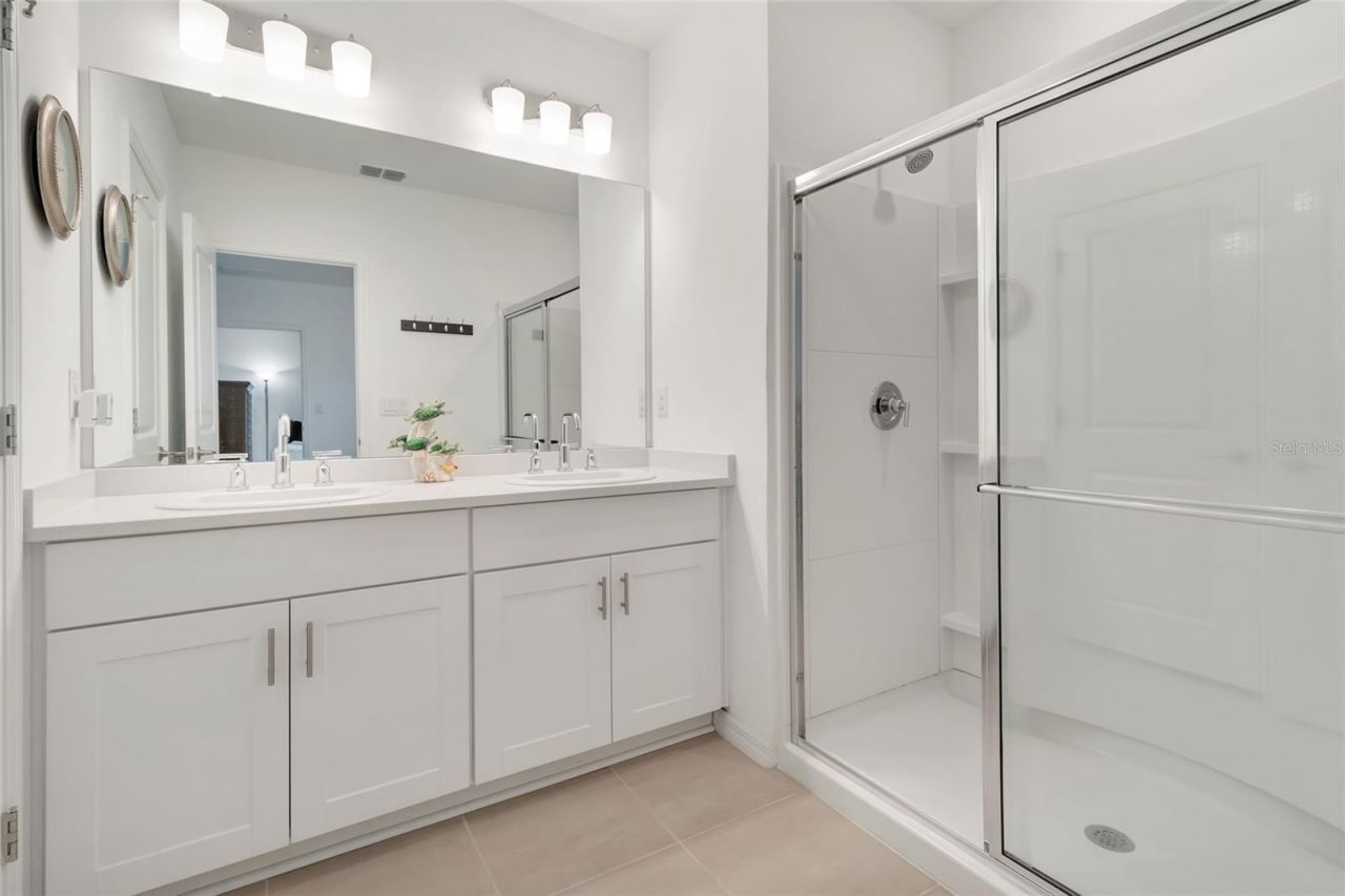 1115 Calico Pointe Circle , Groveland, FL 34736 Photo
