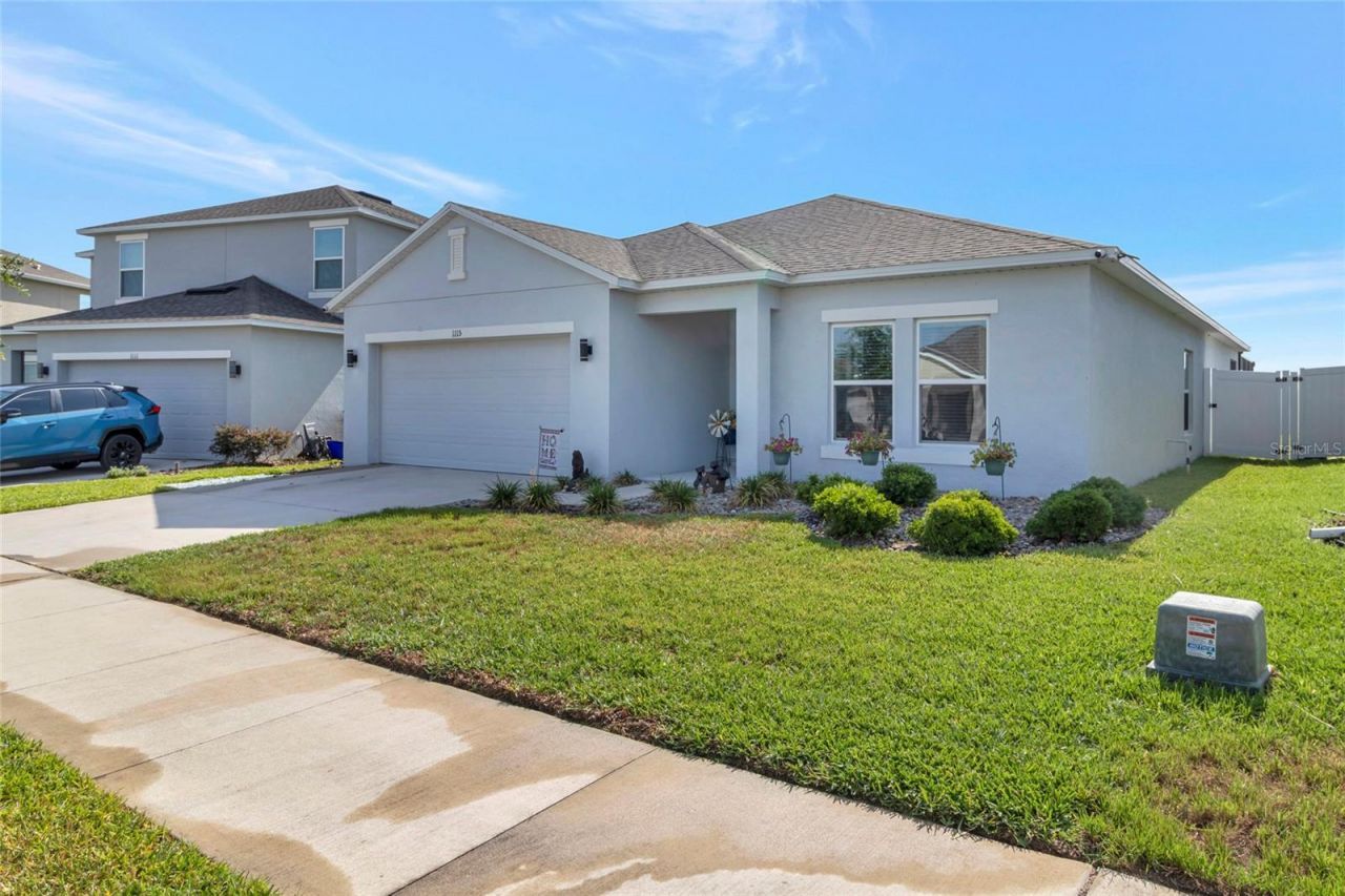1115 Calico Pointe Circle , Groveland, FL 34736 Photo