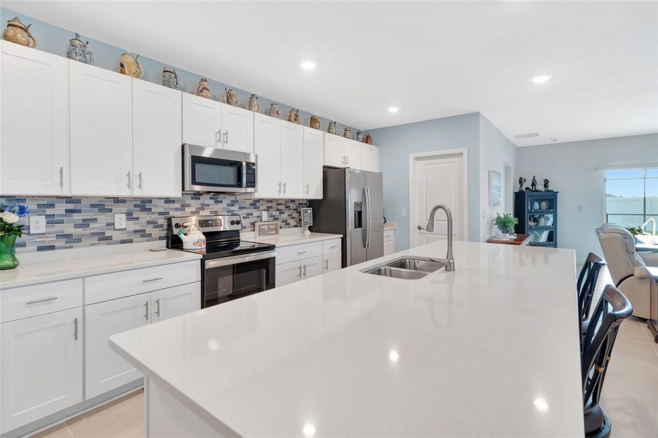 1115 Calico Pointe Circle , Groveland, FL 34736 Photo