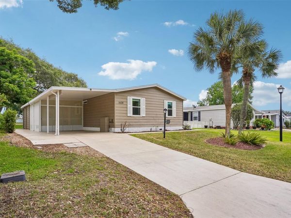 1620 W SCHWARTZ BOULEVARD, THE VILLAGES, FL 32159