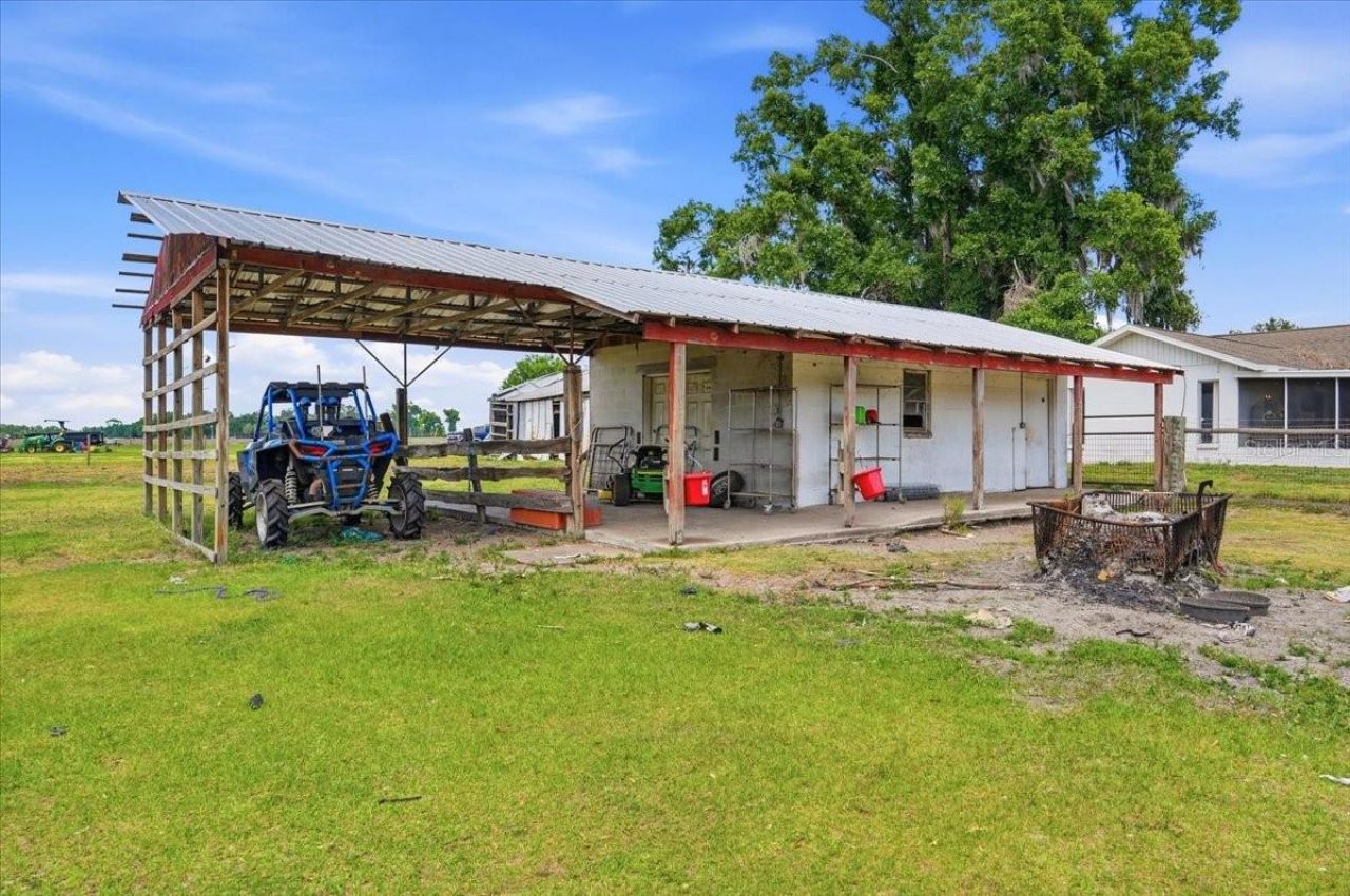 303 Karppe Road, Plant City, FL 33567 Photo
