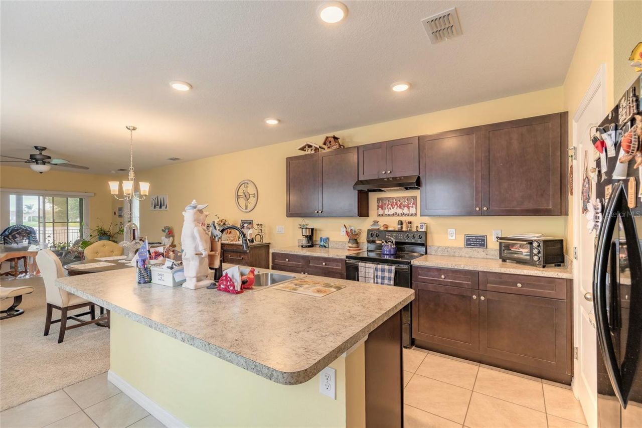 554 Armoyan Way, New Smyrna Beach, FL 32168 Photo