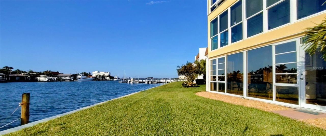 1351 Bayshore Drive, Unit 108, Fort Pierce, FL 34949 Photo