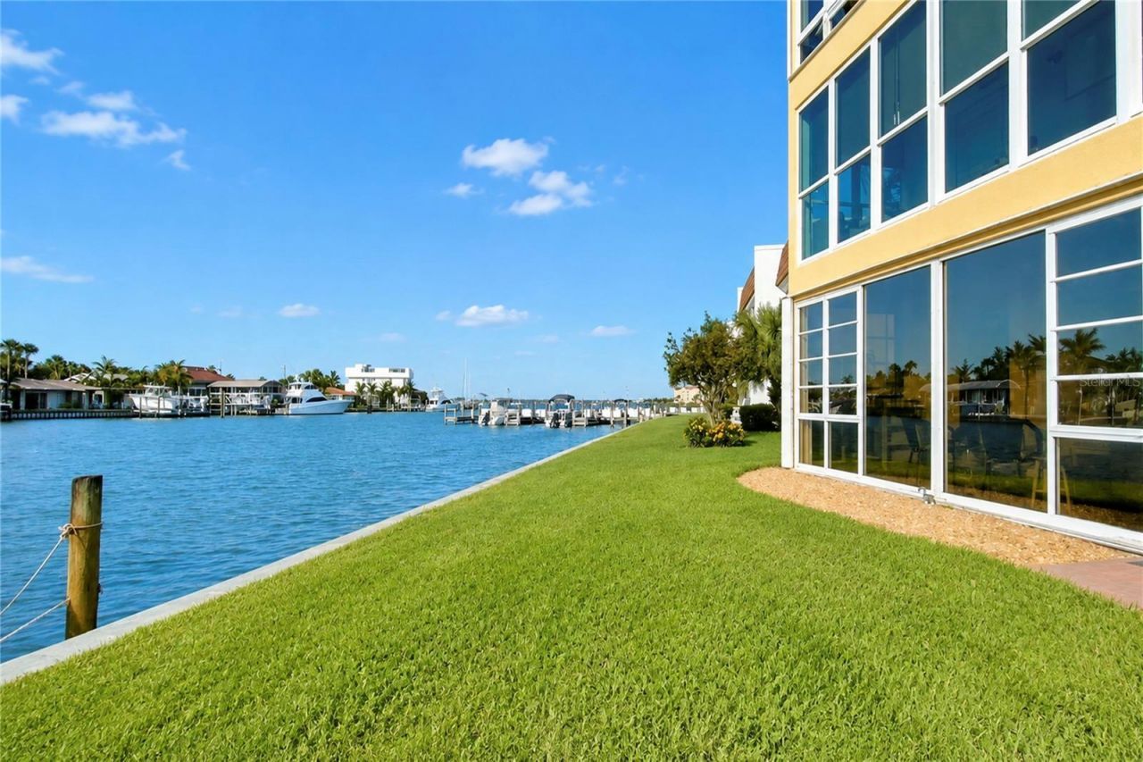 1351 Bayshore Drive, Unit 108, Fort Pierce, FL 34949 Photo