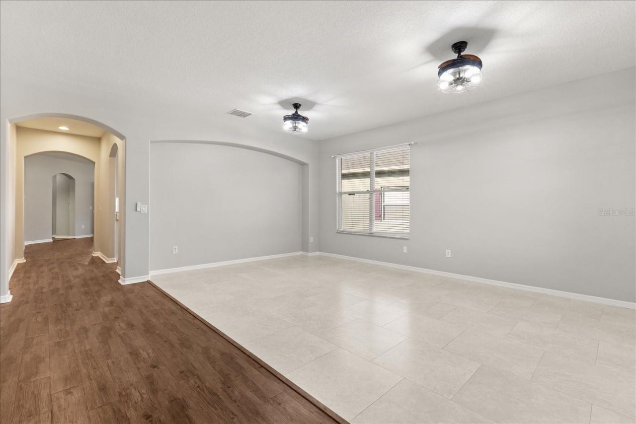 14338 Tanja King Boulevard, Orlando, FL 32828 Photo