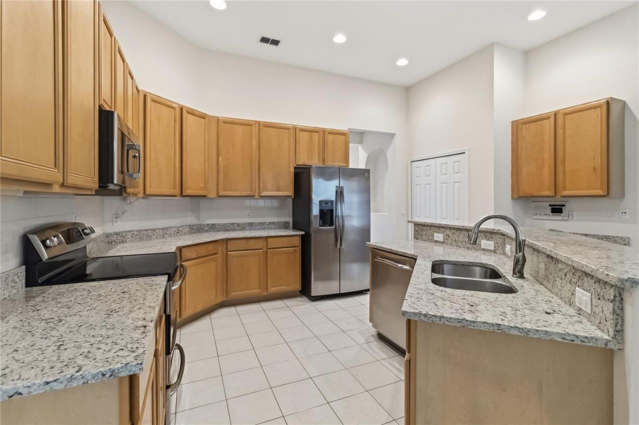 4502 Saddleworth Circle, Orlando, FL 32826 Photo